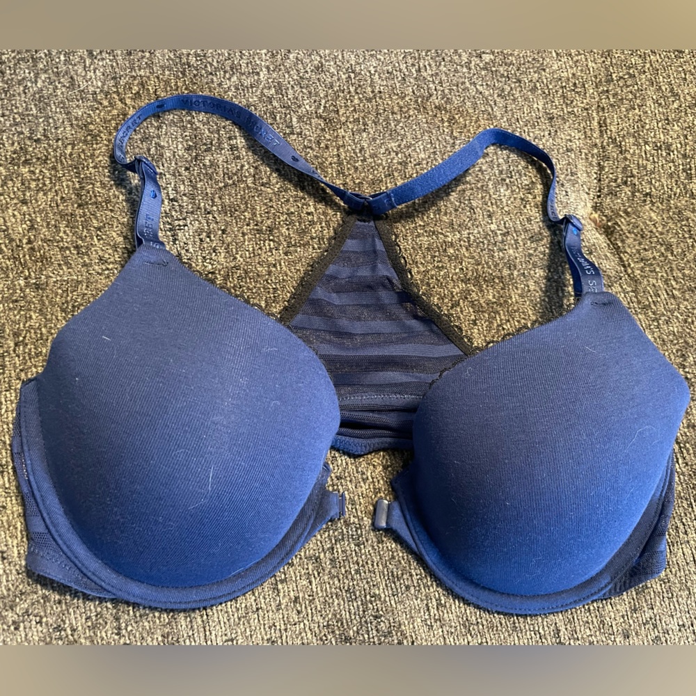 Victoria’s Secret Lined Perfect Coverage Bra 34C front close, racerback